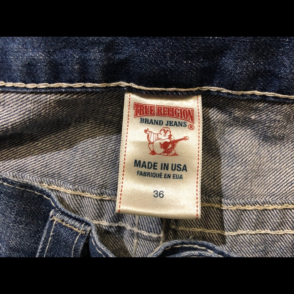 True Religion STRAIGHT leg light wash jeans - Picture 5 of 5